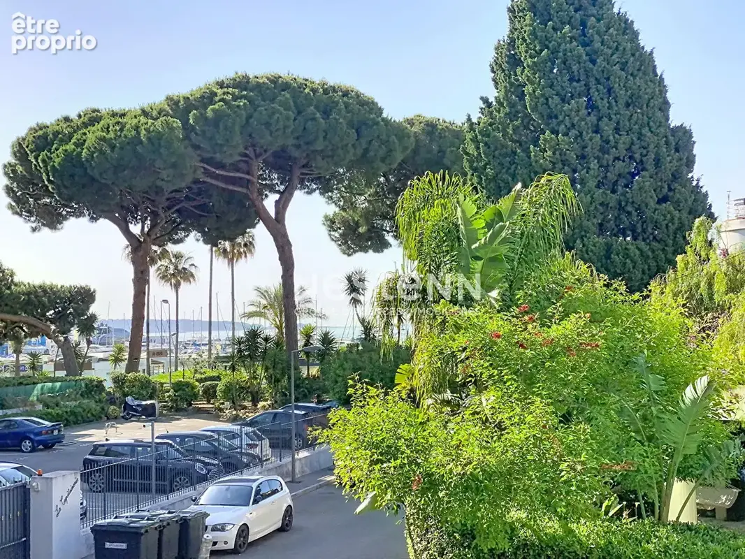 Golfe juan - 2 p - 60m2- vue mer - terasse 14m² - renove - sud - photo 8