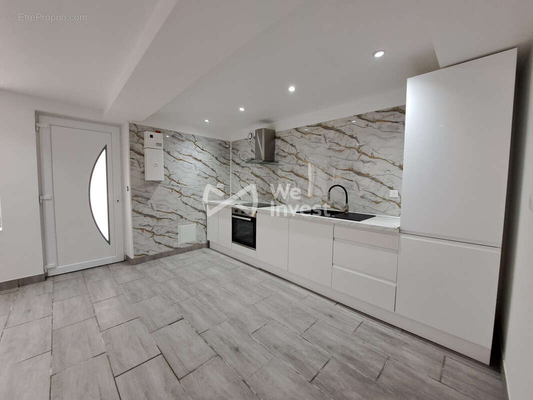 Maison à RAUCOURT-ET-FLABA