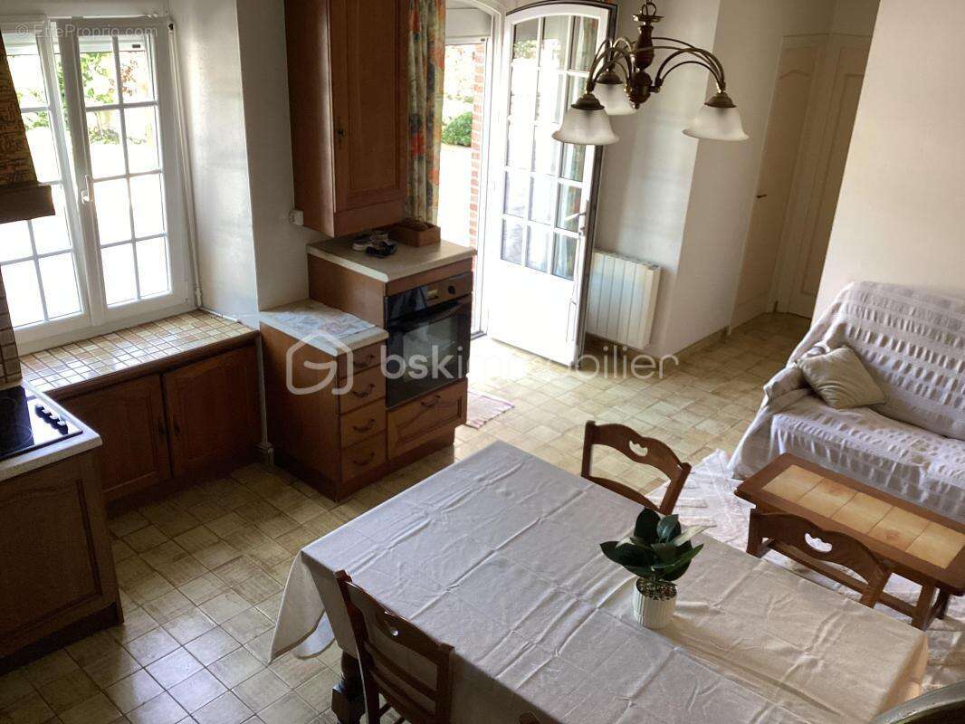 Maison à LANVALLAY
