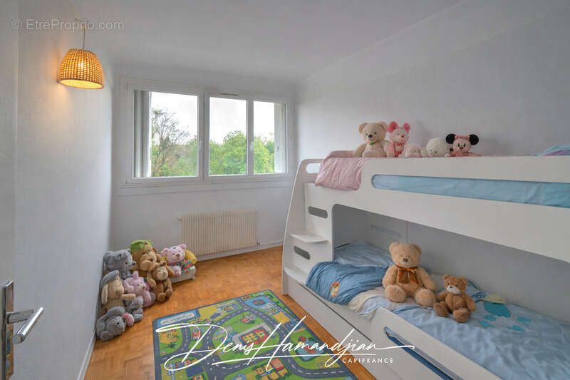 Appartement à FONTAINES-SUR-SAONE