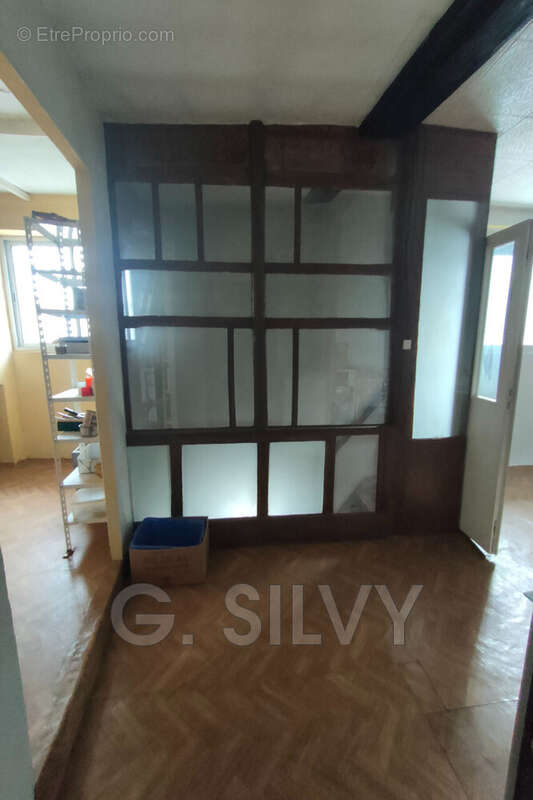 Appartement à CADEROUSSE