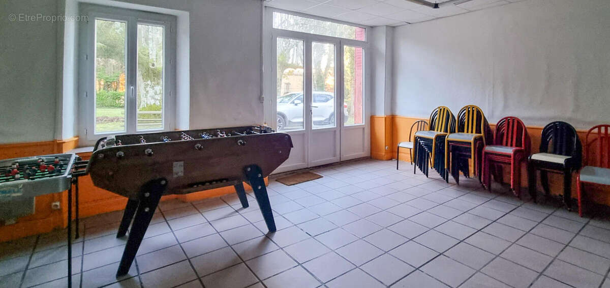 salle de jeu - Maison à SAISSAC