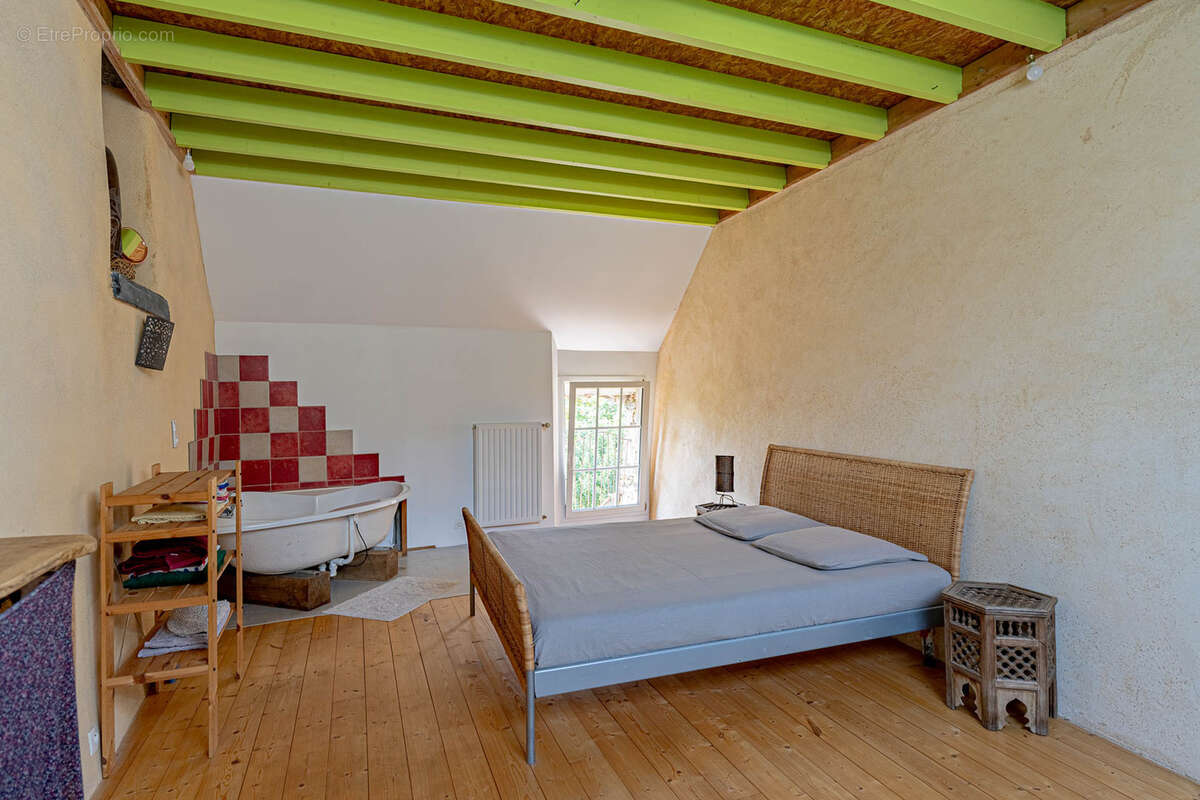 Maison à CONQUEREUIL