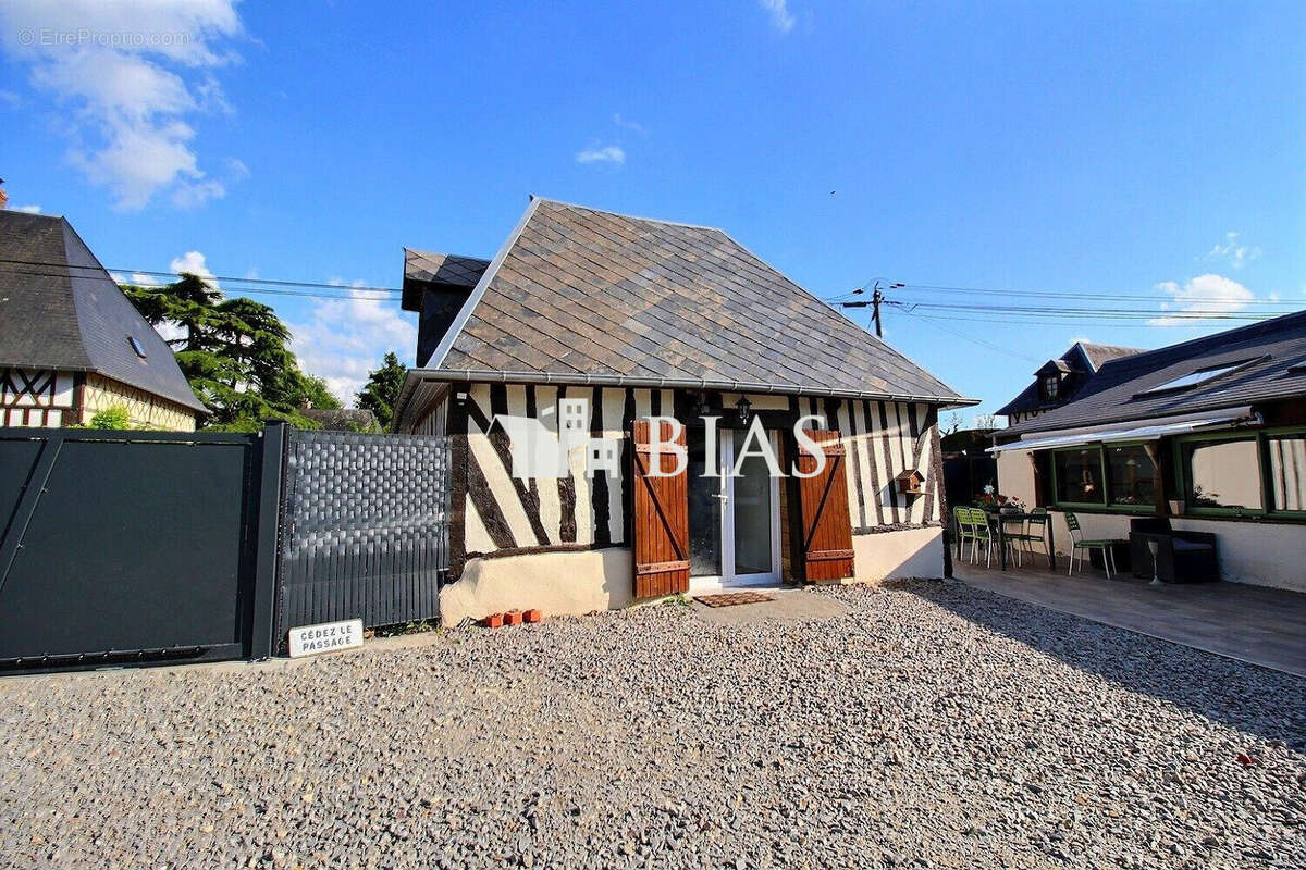 Maison à BERTHOUVILLE