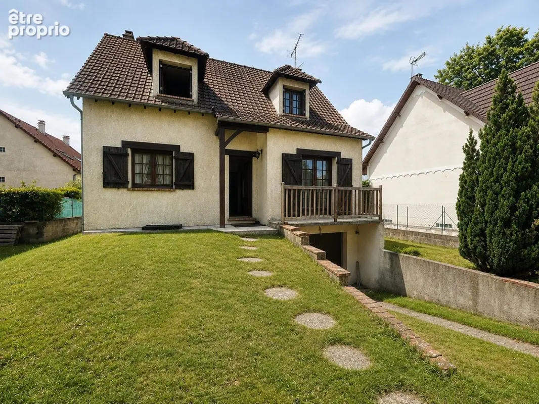 Maison à VILLECRESNES