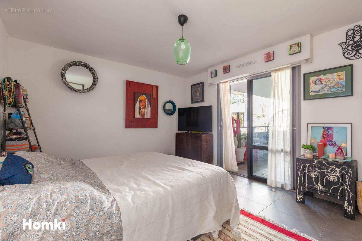 Appartement à MARSEILLE-8E