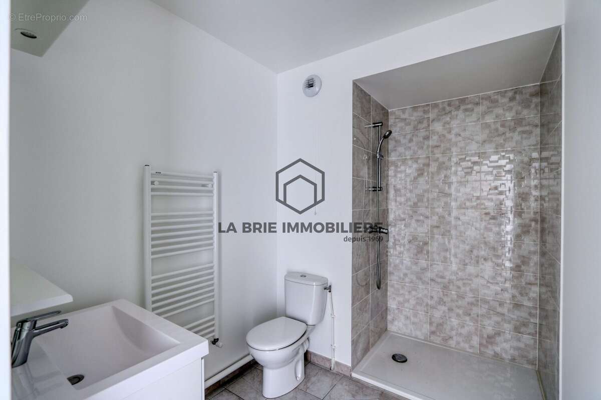 Appartement 51 m² à Mennecy  - photo 7