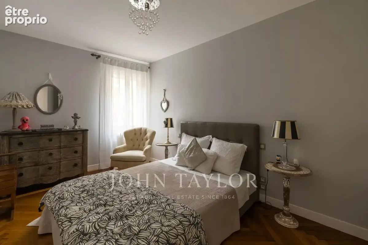 Rue notre-dame - ancien atelier - john taylor - photo 9