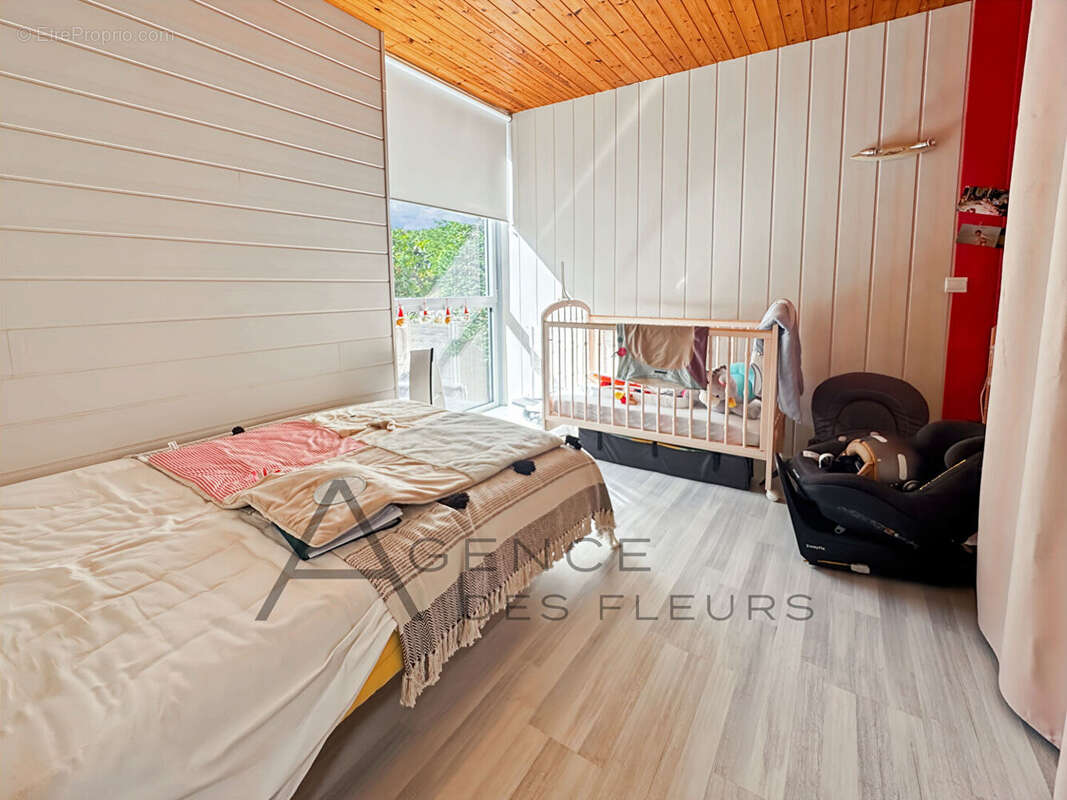 Maison à TOURVILLE-LA-RIVIERE