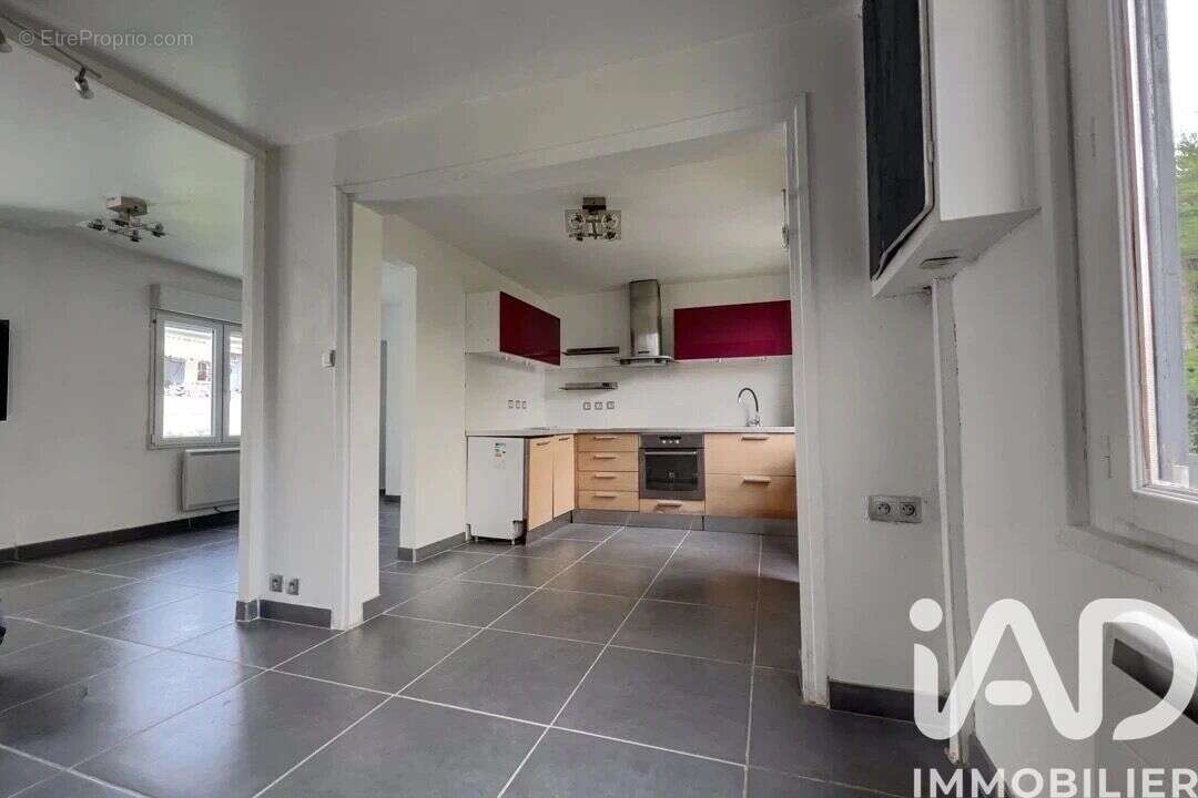 Photo 6 - Maison à MORAINVILLIERS