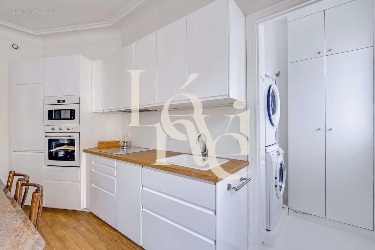 Appartement à PARIS-5E