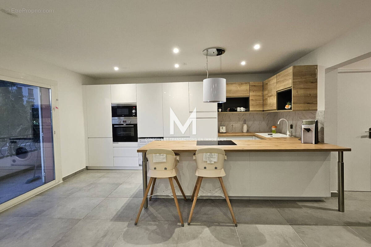 Appartement à FREJUS