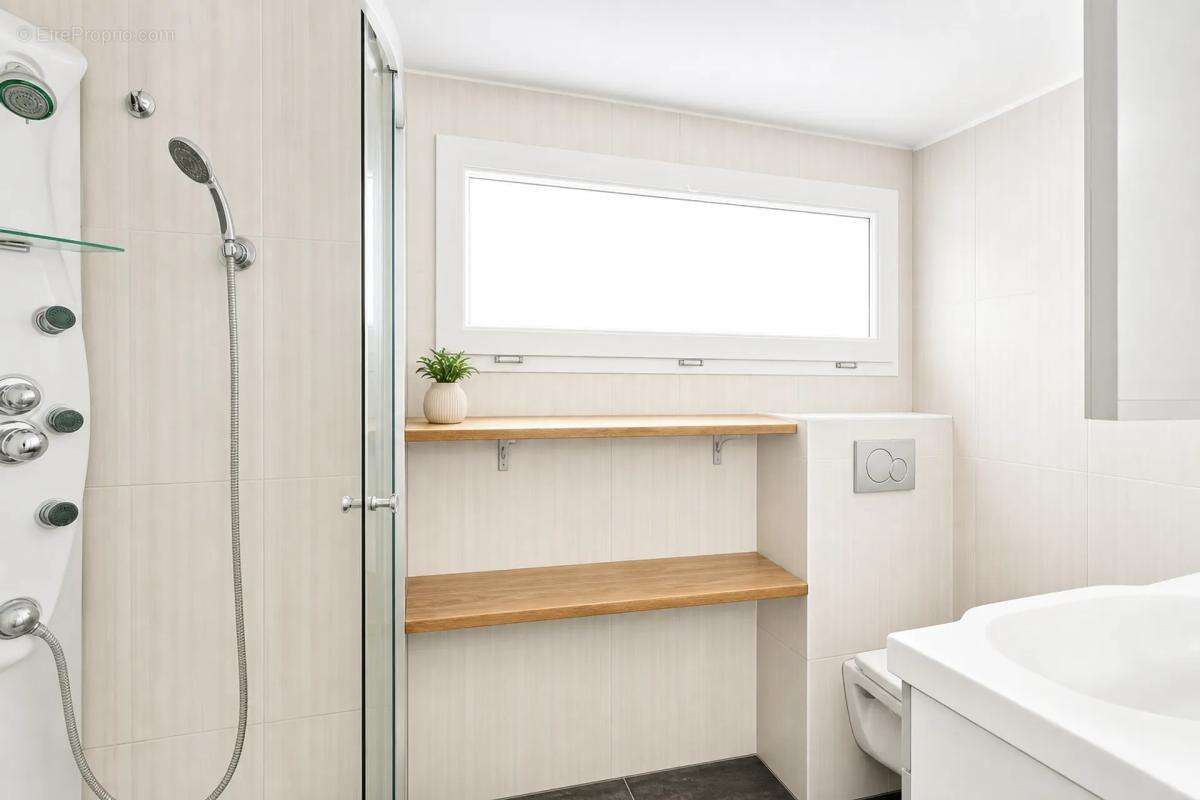 Appartement à NANTERRE