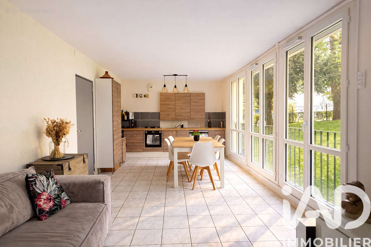 Appartement 71 m² à Boissy-Saint-Leger  - photo 5