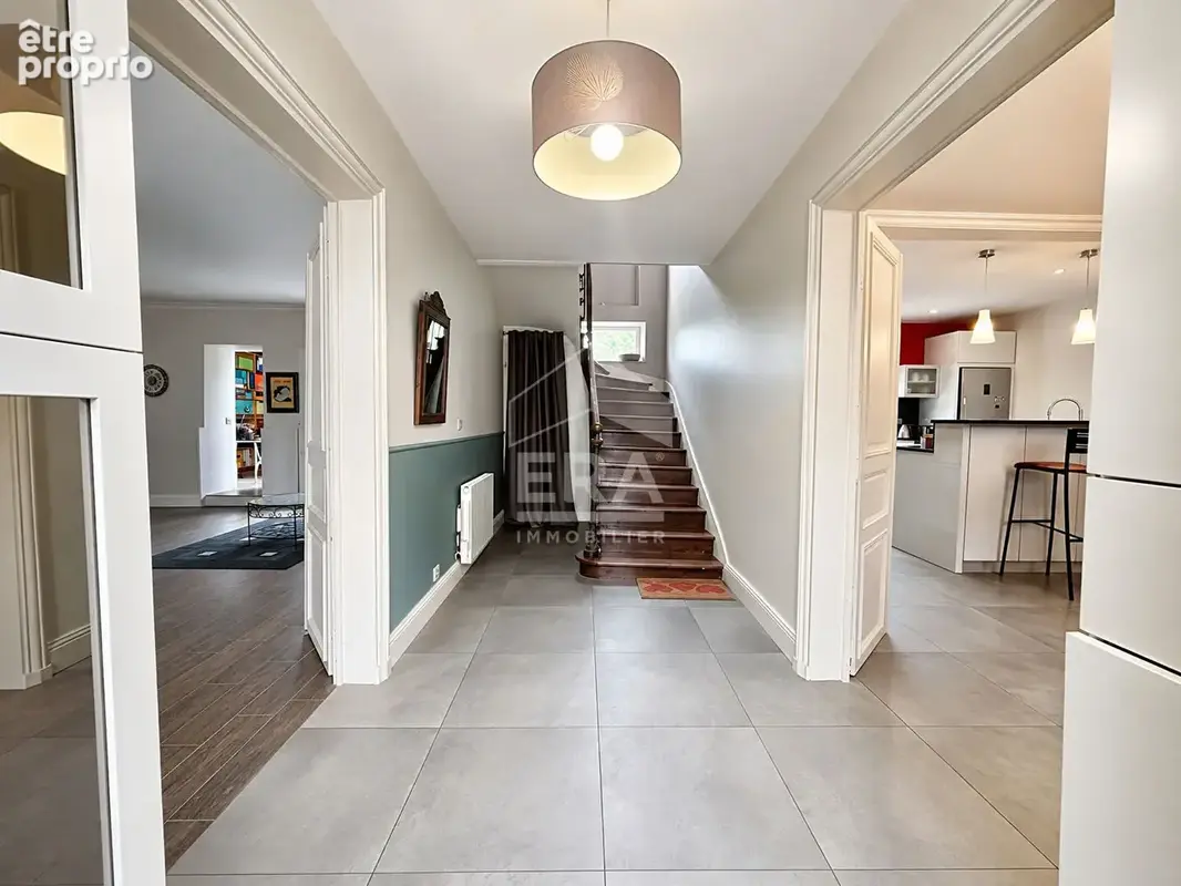 Maison 200m² à saint-vrain - photo 2
