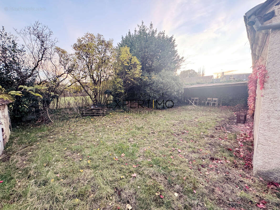 Maison à COUTURE-SUR-LOIR