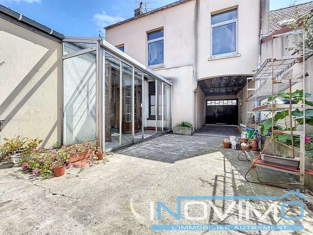 lambelin_00004 - Maison à CALAIS