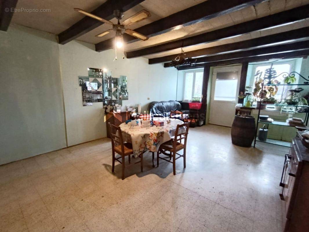 Maison à VAL-DE-MEUSE