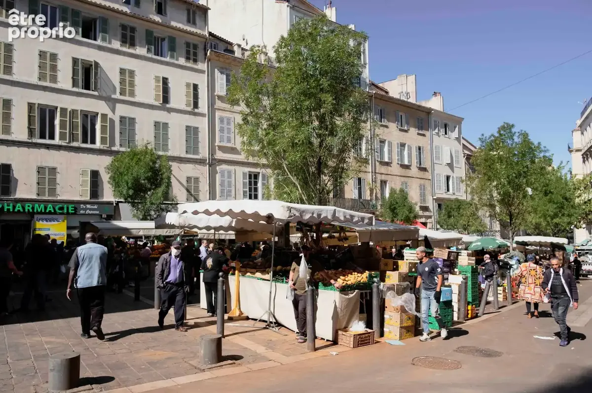Appartement à MARSEILLE-1E