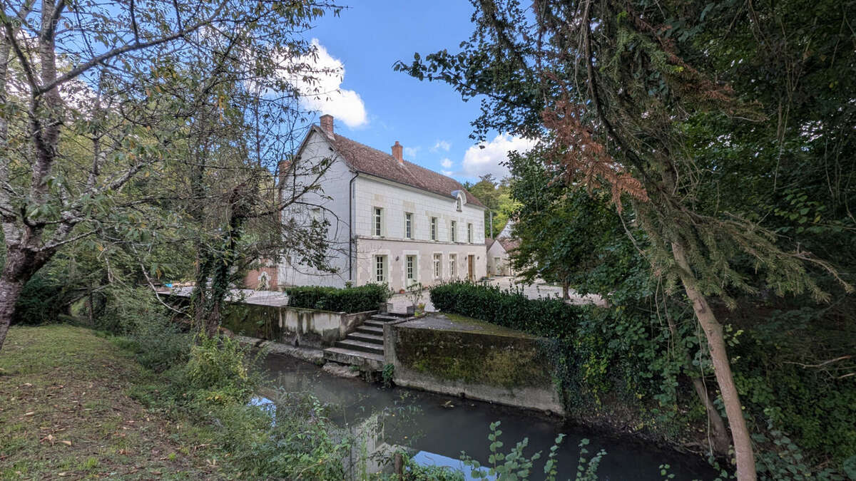 Maison à MONTRICHARD