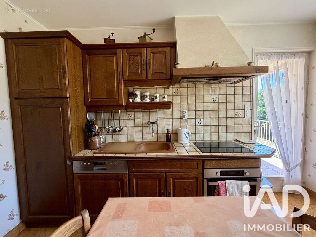 Maison 130 m² à Mellecey  - photo 4
