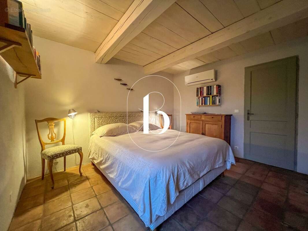 Maison à GOUDARGUES