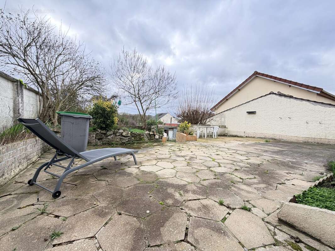 Maison à GOUSSAINVILLE