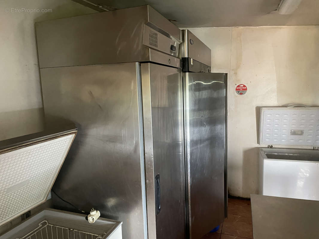 Commerce à SAINT-BENOIT