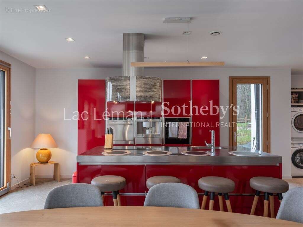 Maison à VEIGY-FONCENEX