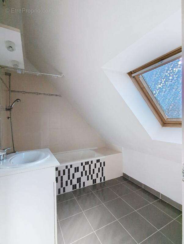 Maison à LA TURBALLE