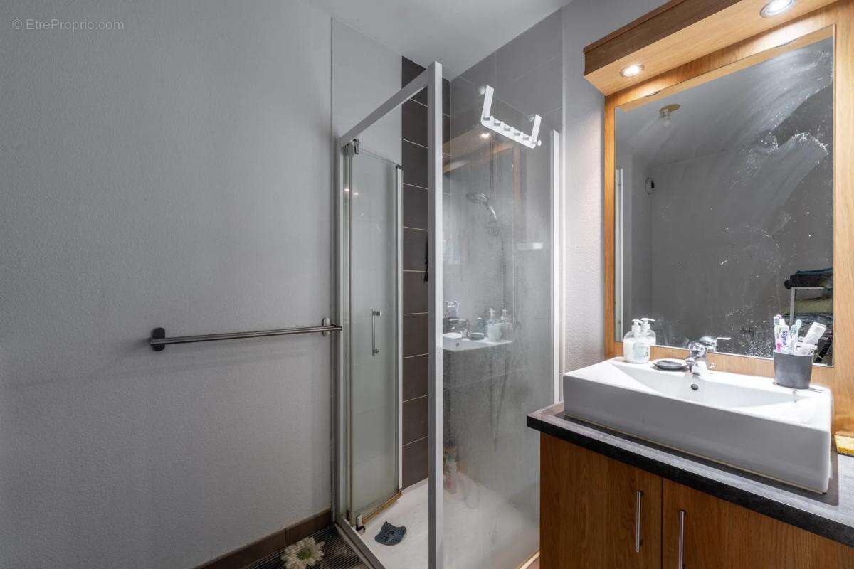 Appartement à AMBARES-ET-LAGRAVE