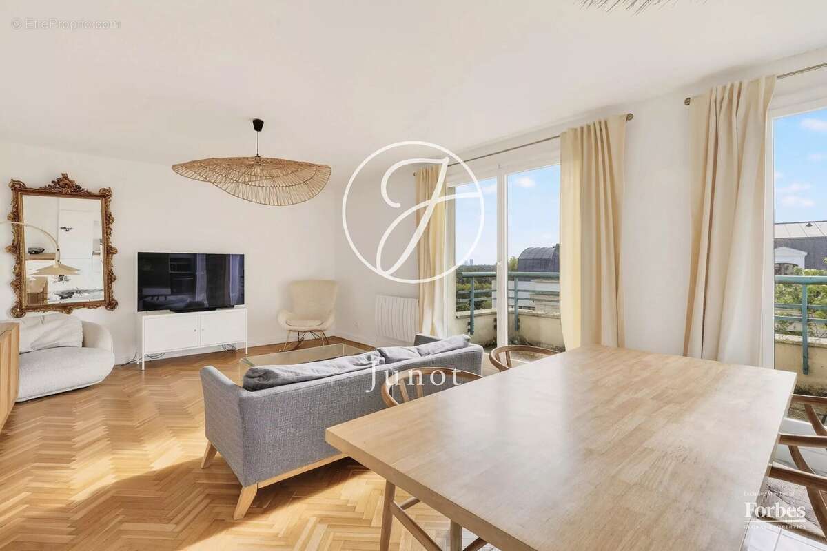 Appartement à SAINT-CLOUD