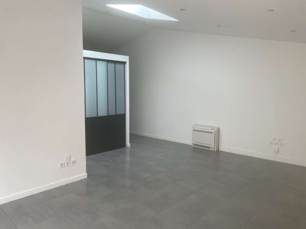 Appartement à MAUGUIO