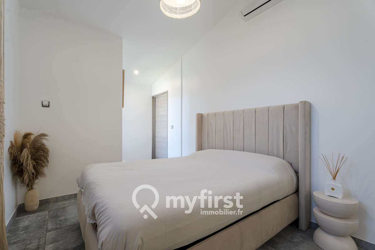 Maison à LA VALETTE-DU-VAR