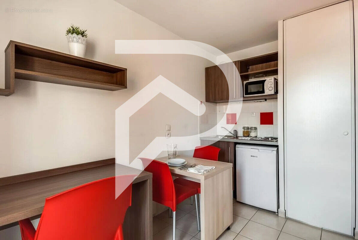 Appartement à MARSEILLE-5E