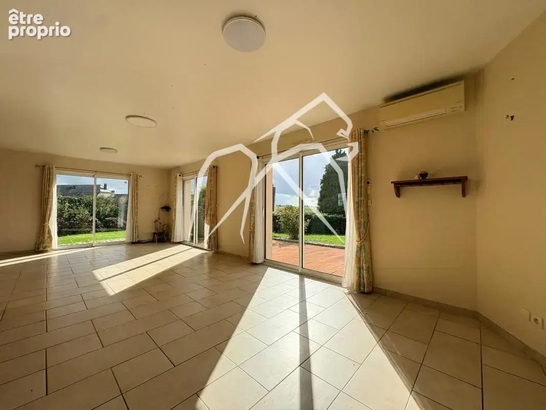Maison  Plain-pied  122 m²  Secteur Fontaine-le-Bourg - Clères (76690) - photo 2