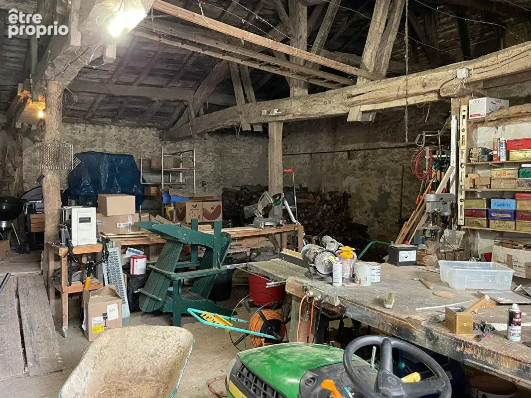 Grande ferme de caractère avec vaste grange et beaucoup d'intimité - photo 18