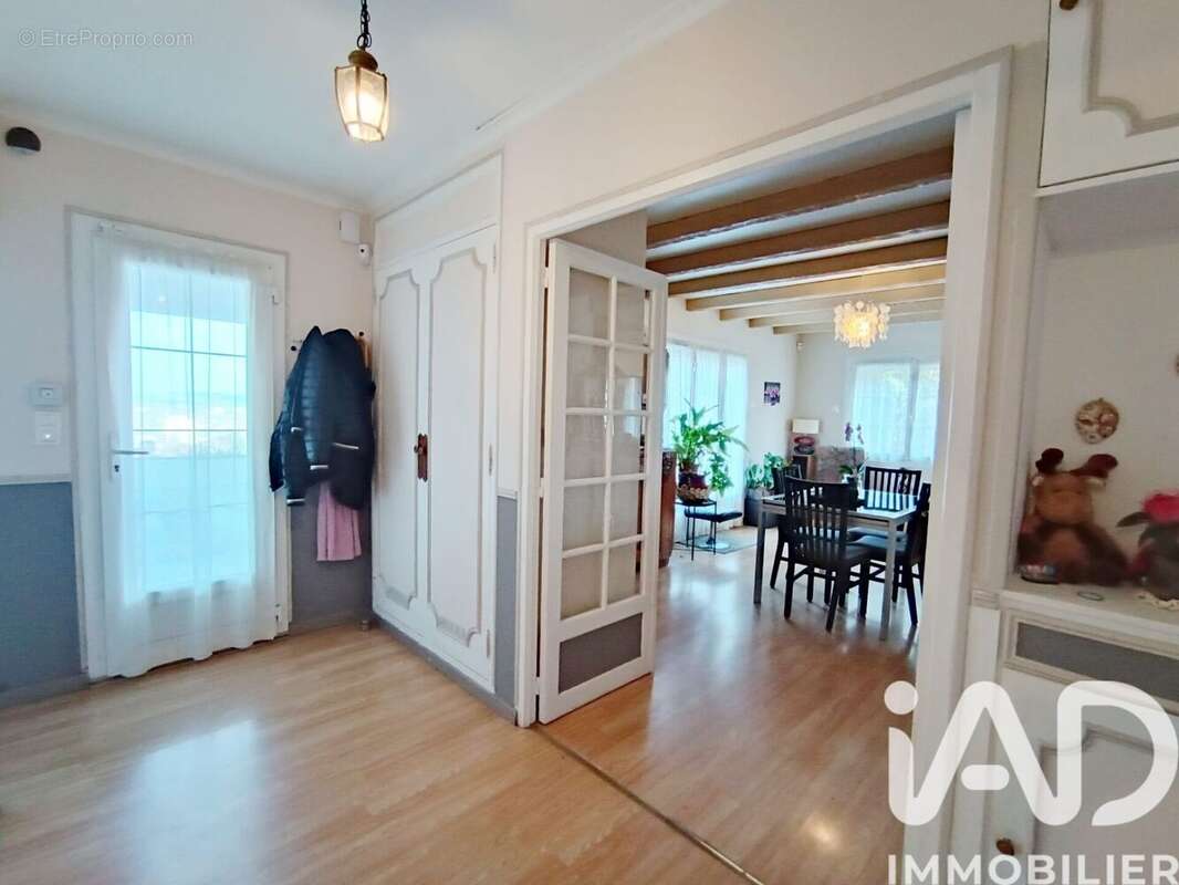 Photo 3 - Maison à PARON