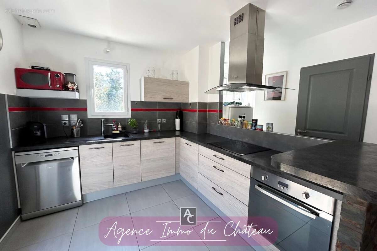 Maison à FLASSANS-SUR-ISSOLE