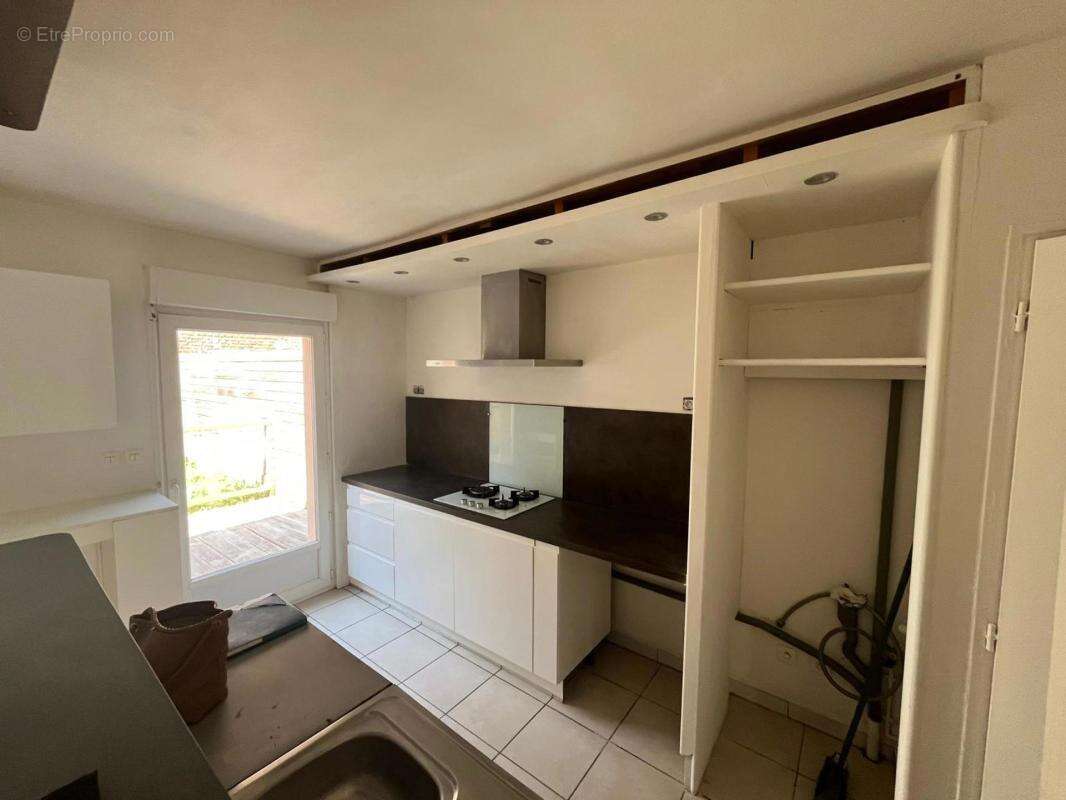Charmante Maison Familiale avec 3chambres et Jardin !  - photo 3