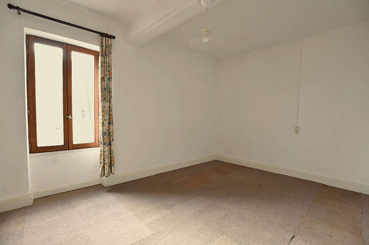 Maison de caractere proche le donjon : - photo 8