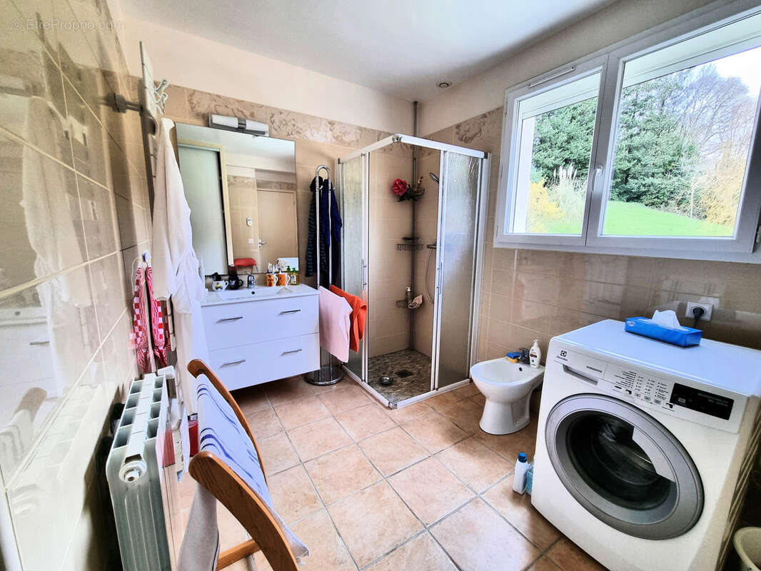 Maison à LAMALOU-LES-BAINS