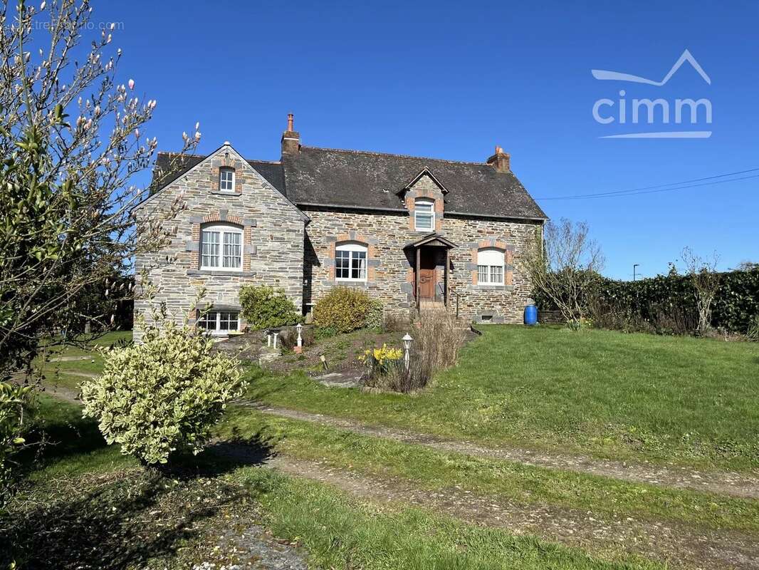 Maison à SIXT-SUR-AFF