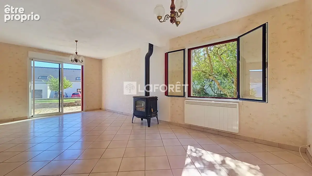 Melesse, belle maison traditionnelle de 8 pièces - photo 2