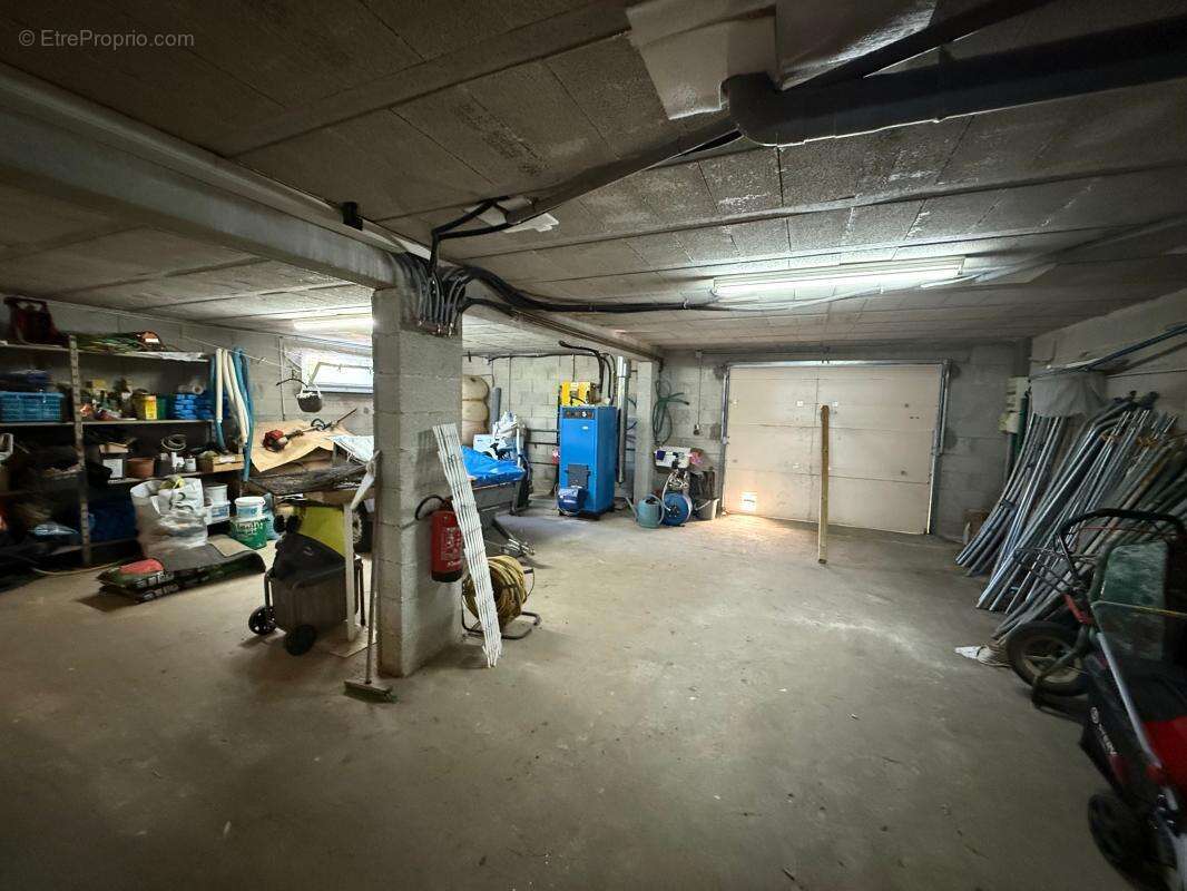 Maison à LABLACHERE