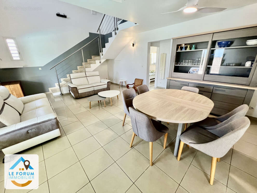 Saint joseph 97480 - villa f4 + mezzanine - beaux volumes - piscine - proche centre - photo 3