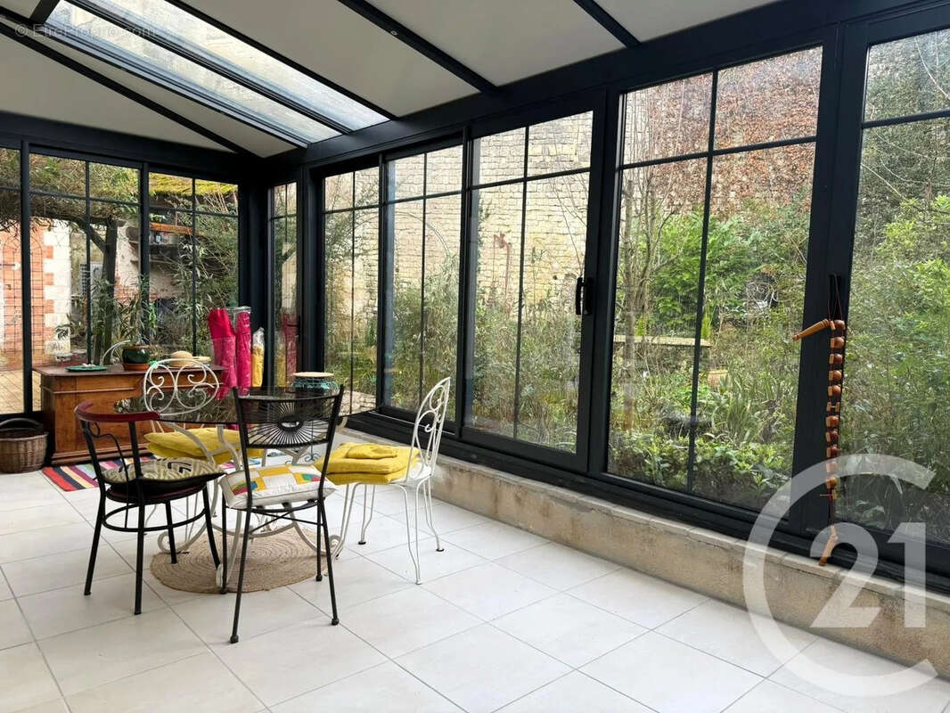 Maison à COSNE-COURS-SUR-LOIRE