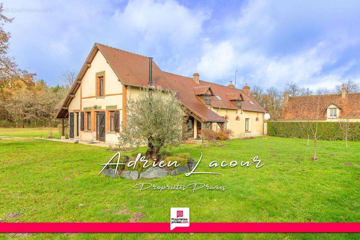 Maison à VILLEHERVIERS