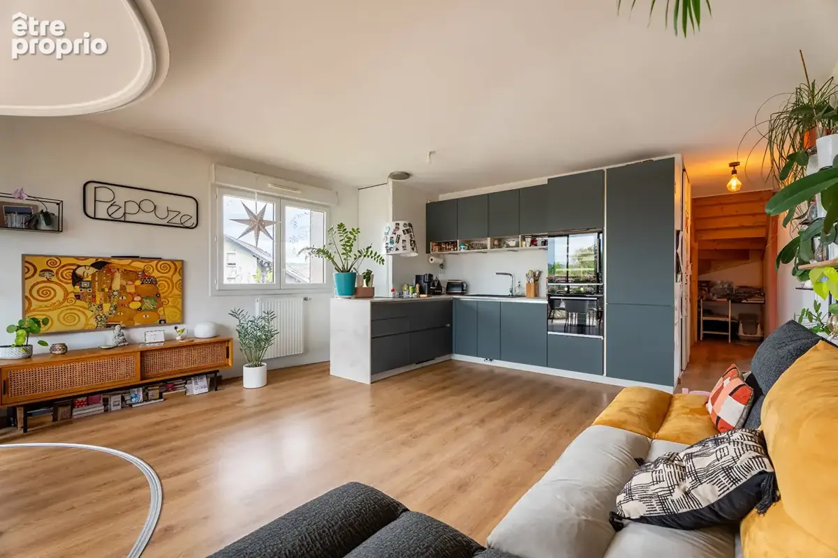 Appartement à POISY