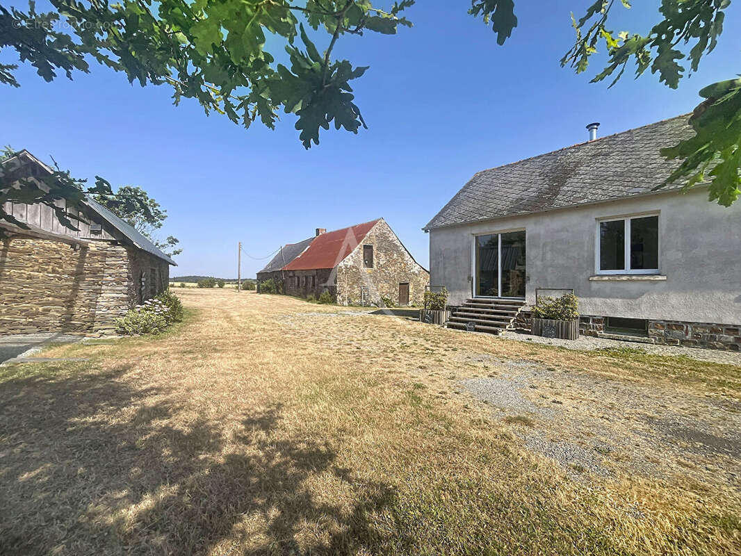 Joli Pavillon rénovée avec longère à réhabiliter - photo 2